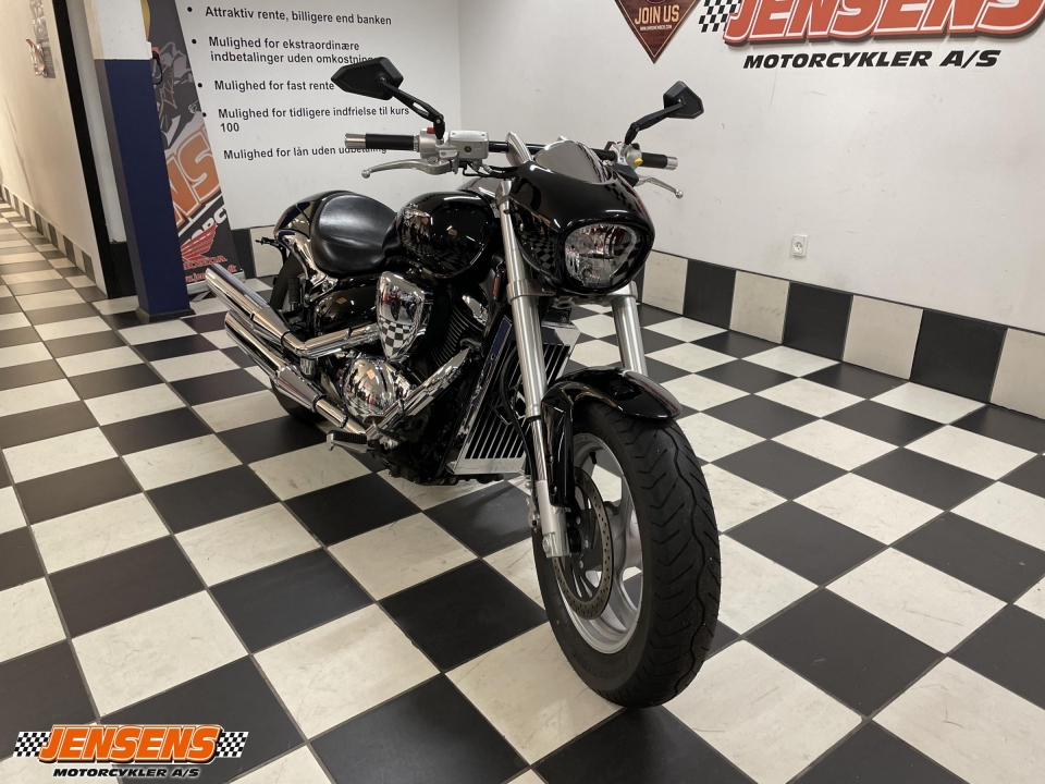 Suzuki VZ 800 Intruder