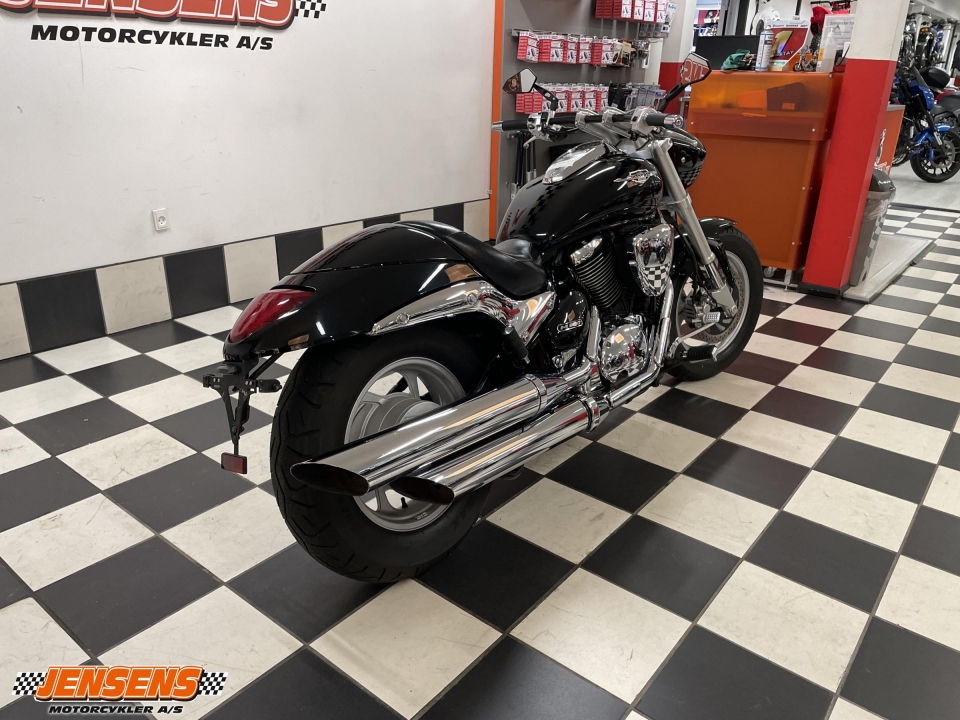 Suzuki VZ 800 Intruder