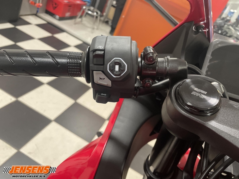 Honda CBR 650 R E-Clutch