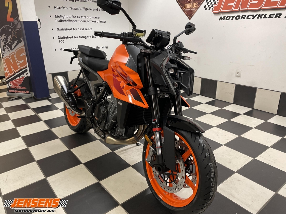 KTM 990 Duke