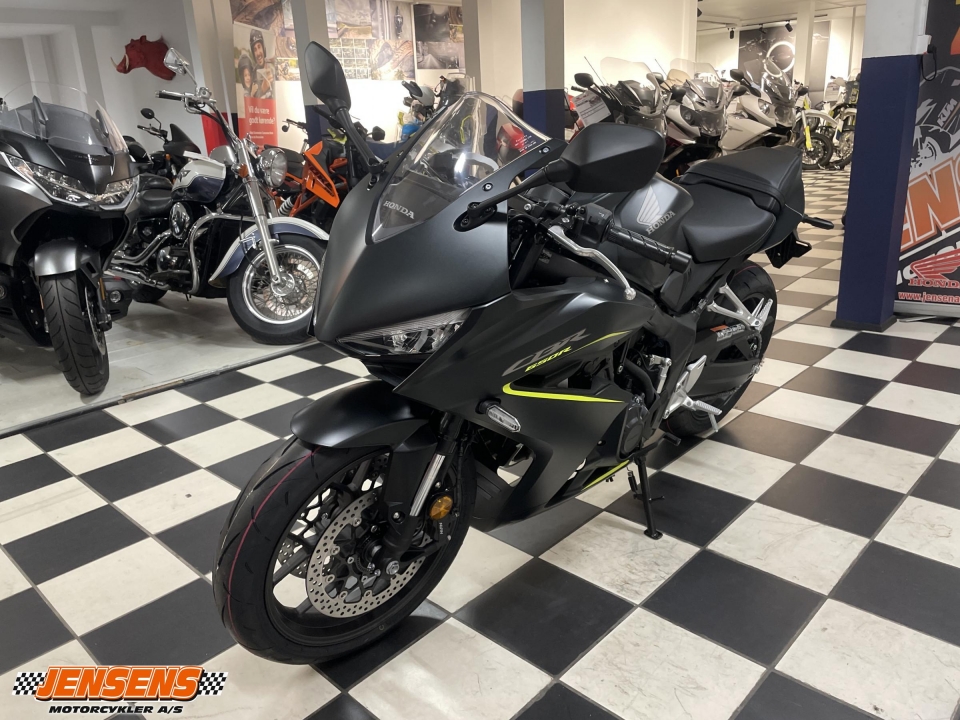 Honda CBR 650 R E-Clutch