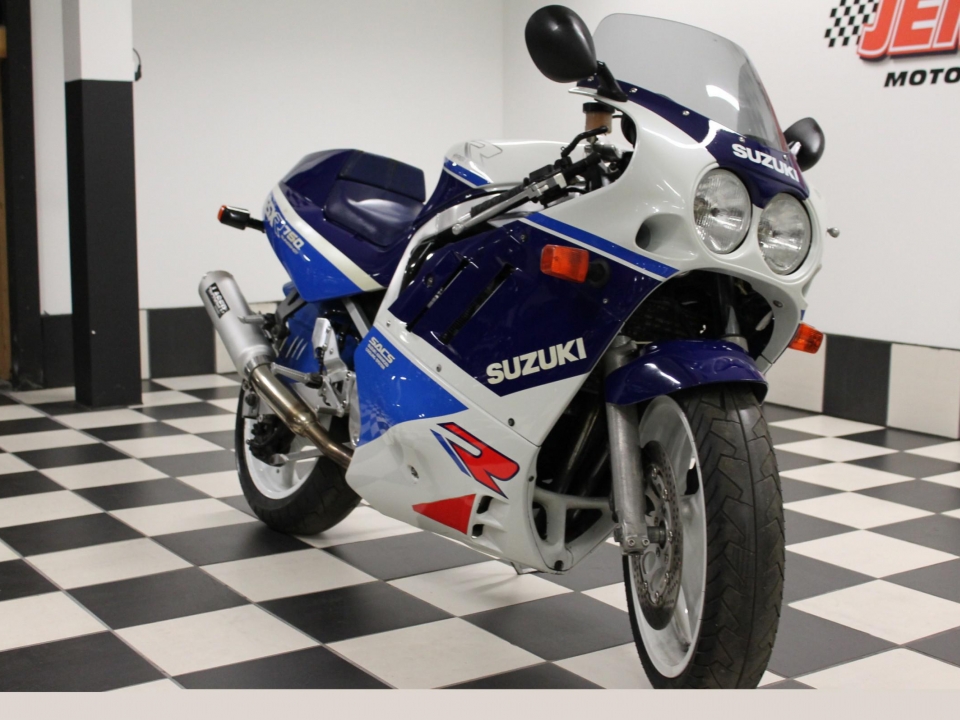 Suzuki GSXR 750