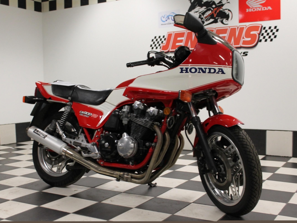 Honda CB 900