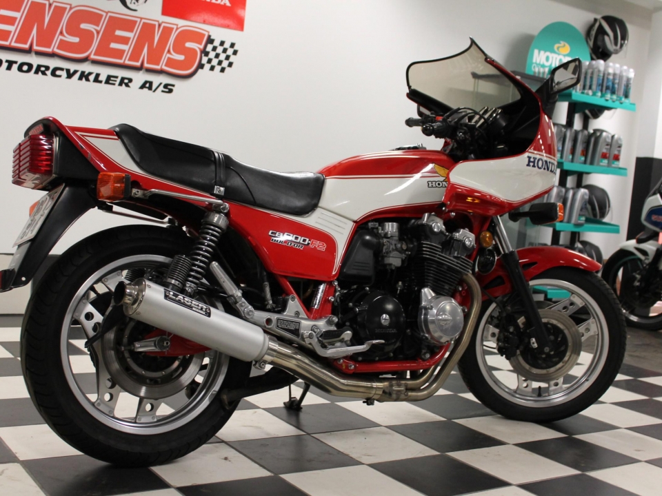 Honda CB 900