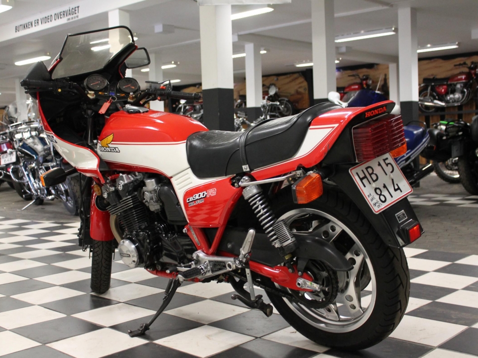 Honda CB 900