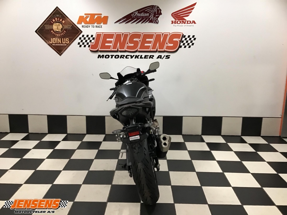 Honda CBR 500 RA
