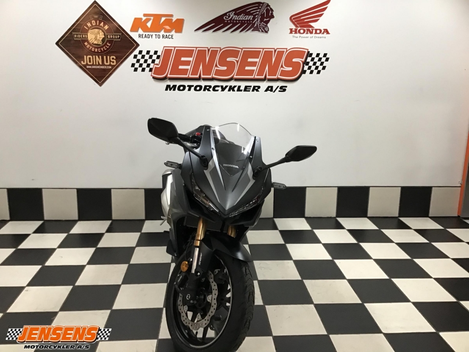 Honda CBR 500 RA