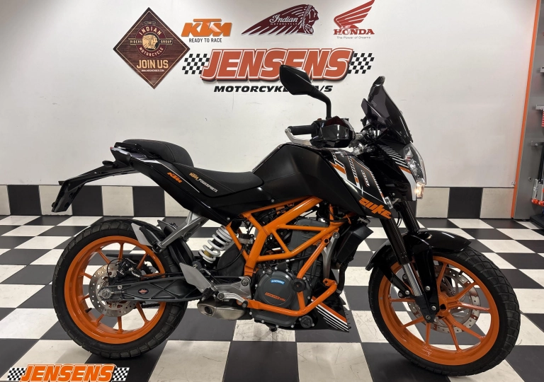 KTM 390 Duke
